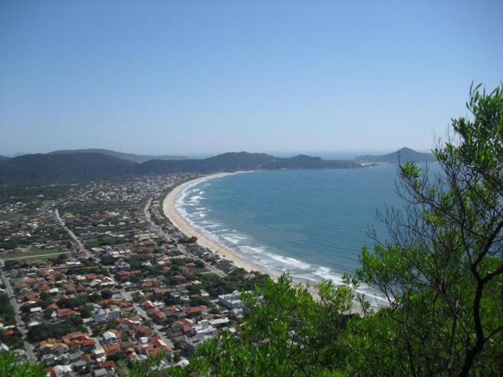 Casa De Praia Em Bombinhas Beach House Exterior photo