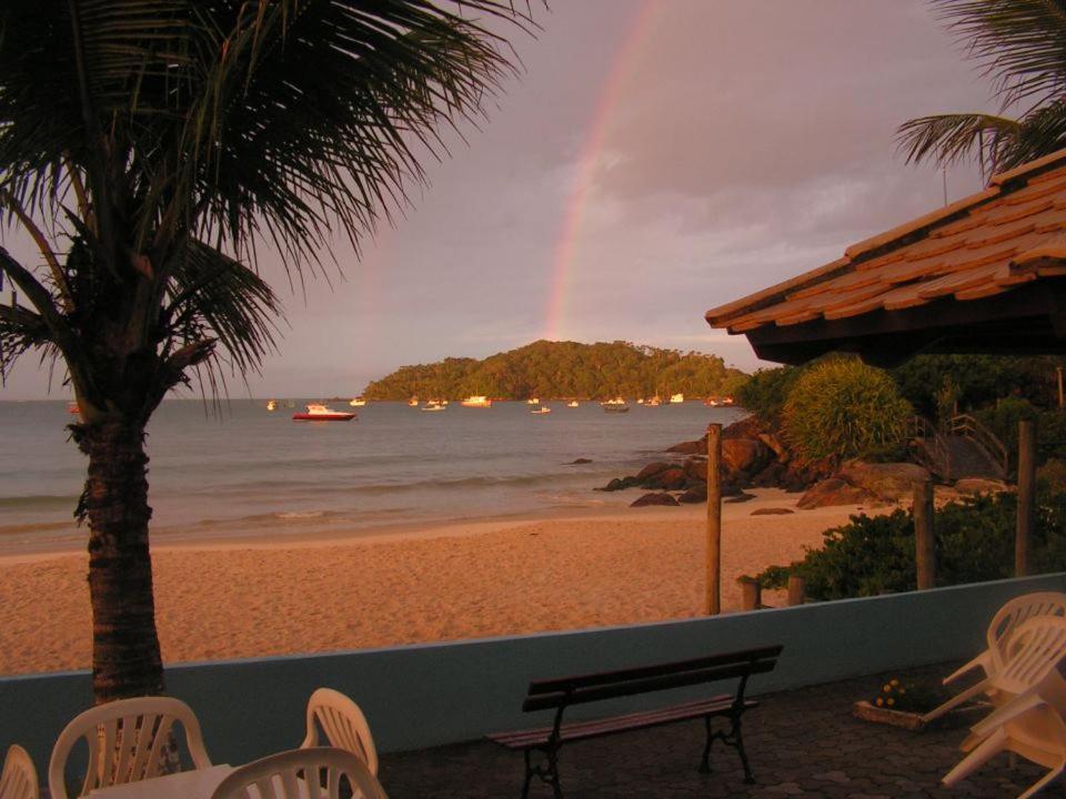 Casa De Praia Em Bombinhas Beach House Exterior photo